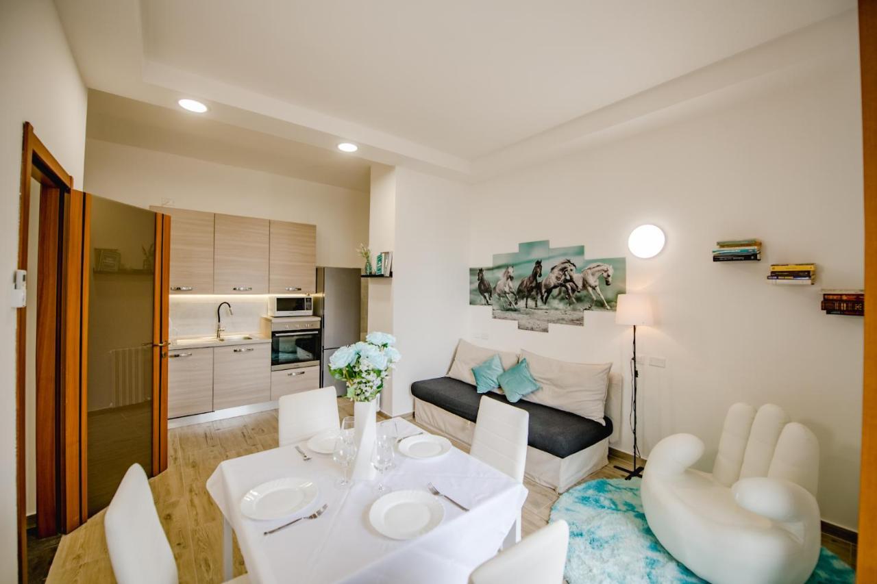 ! Tiffany ! Cinema - Metro 5 Min - 70Mq Apartment Milano Ngoại thất bức ảnh