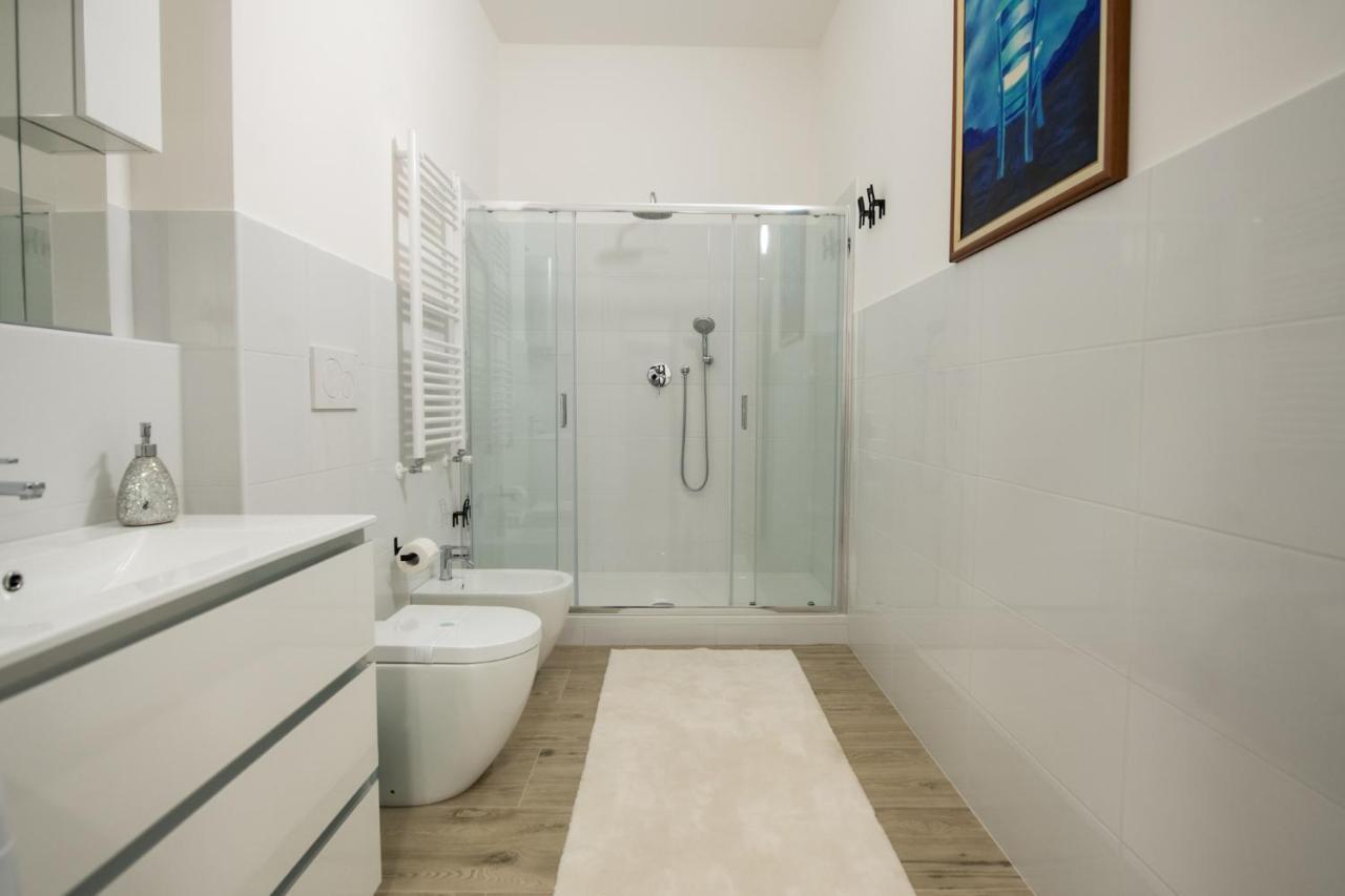 ! Tiffany ! Cinema - Metro 5 Min - 70Mq Apartment Milano Ngoại thất bức ảnh